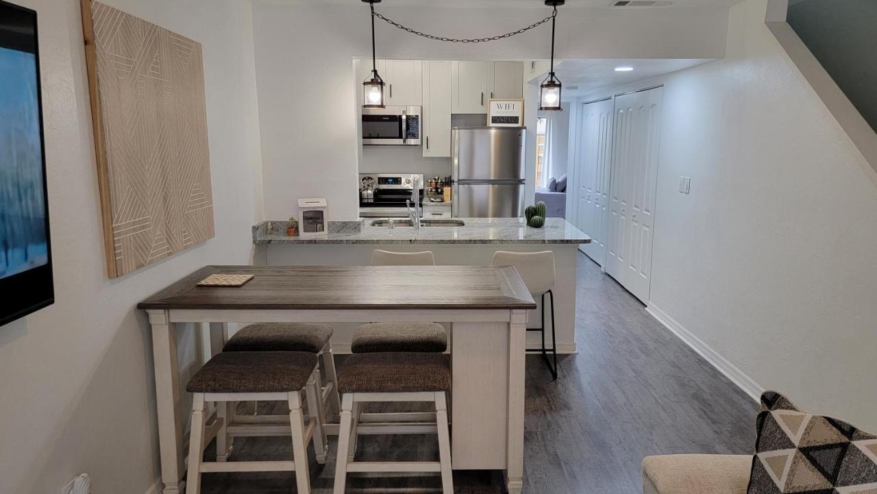 Discover Luxury Condo Steps Away From Celebration Pointe And I-75! Gainesville Exterior foto